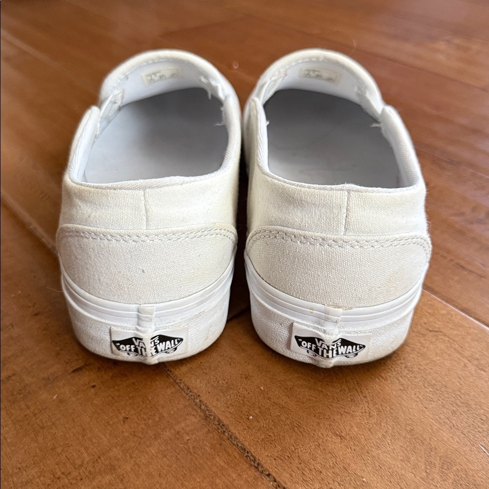 Vans - Picture 4 of 5